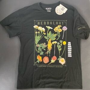 NWT Harry Potter Graphic Herbology short sleeve tee
